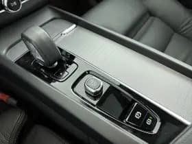 Volvo XC60 thumbnail 22