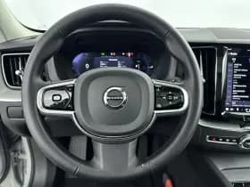 Volvo XC60 thumbnail 10