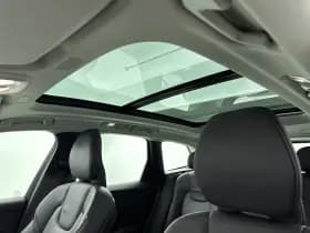 Volvo XC60 thumbnail 24