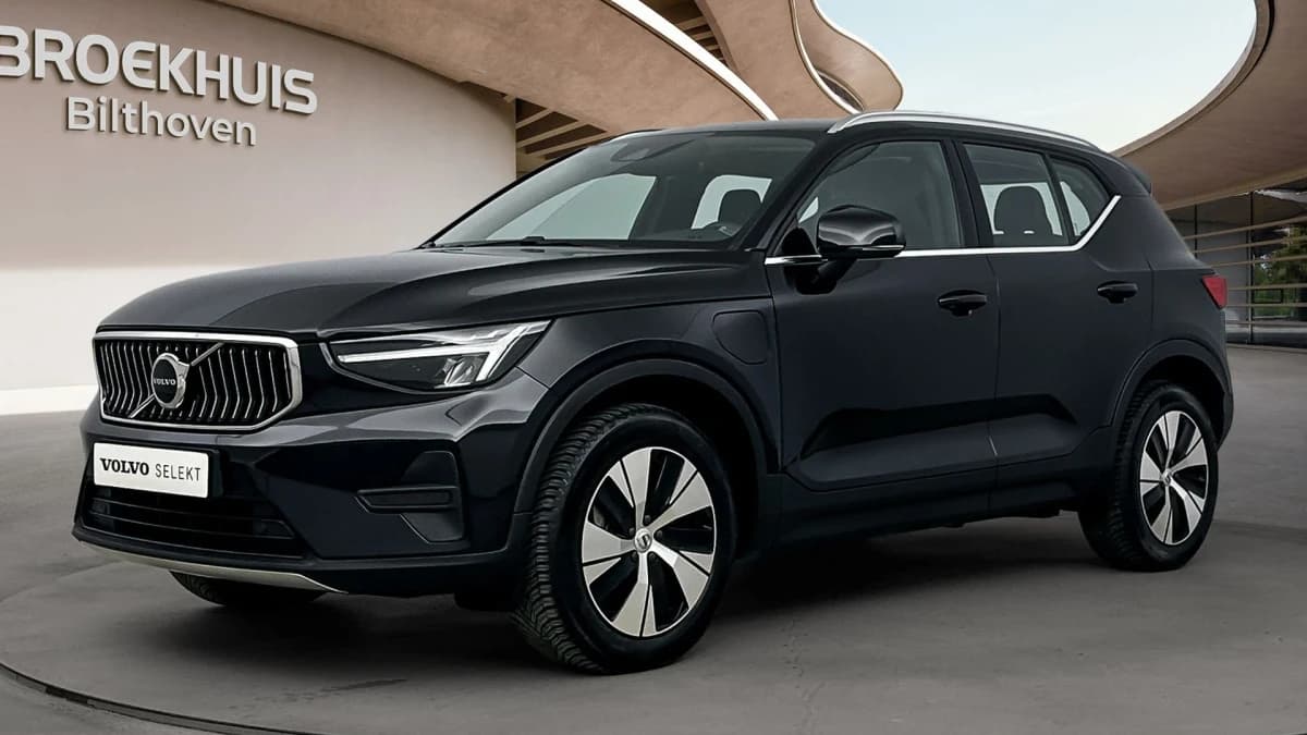 Volvo XC40 — foto 1