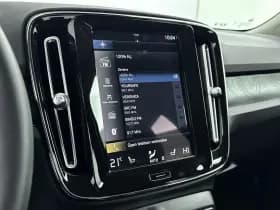 Volvo XC40 thumbnail 18