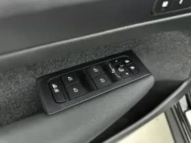 Volvo XC40 thumbnail 23