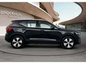 Volvo XC40 thumbnail 9
