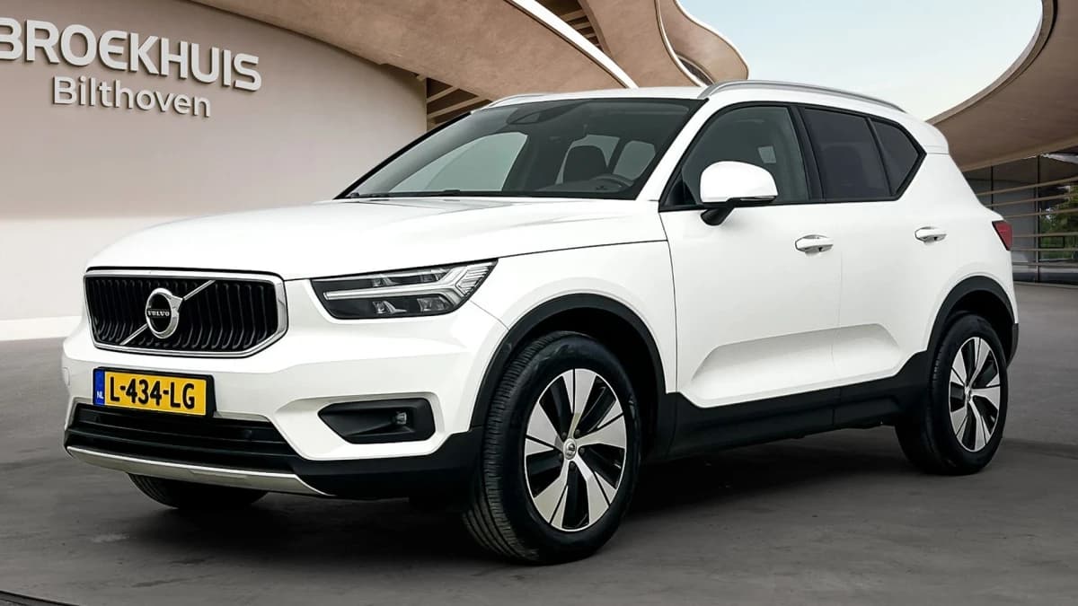 Volvo XC40 — foto 1