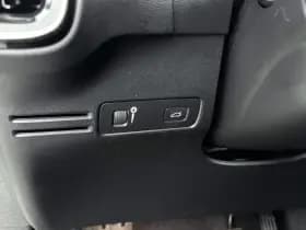 Volvo XC40 thumbnail 21