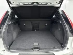 Volvo XC40 thumbnail 22