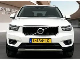 Volvo XC40 thumbnail 6