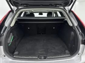 Volvo XC60 thumbnail 18