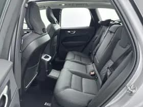 Volvo XC60 thumbnail 30