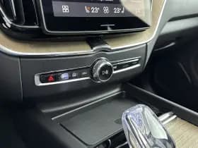 Volvo XC60 thumbnail 33