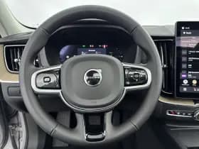 Volvo XC60 thumbnail 10