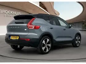 Volvo XC40 thumbnail 3