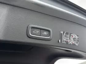 Volvo XC40 thumbnail 23