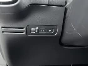 Volvo XC40 thumbnail 25