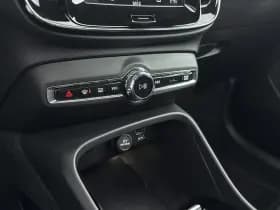 Volvo XC40 thumbnail 26