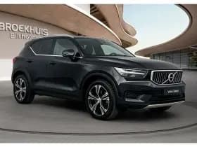 Volvo XC40 thumbnail 2