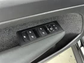 Volvo XC40 thumbnail 14