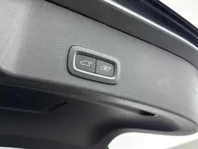 Volvo XC40 thumbnail 24