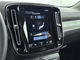 Volvo XC40 thumbnail 29