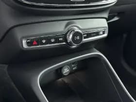 Volvo XC40 thumbnail 32