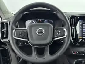 Volvo XC40 thumbnail 10