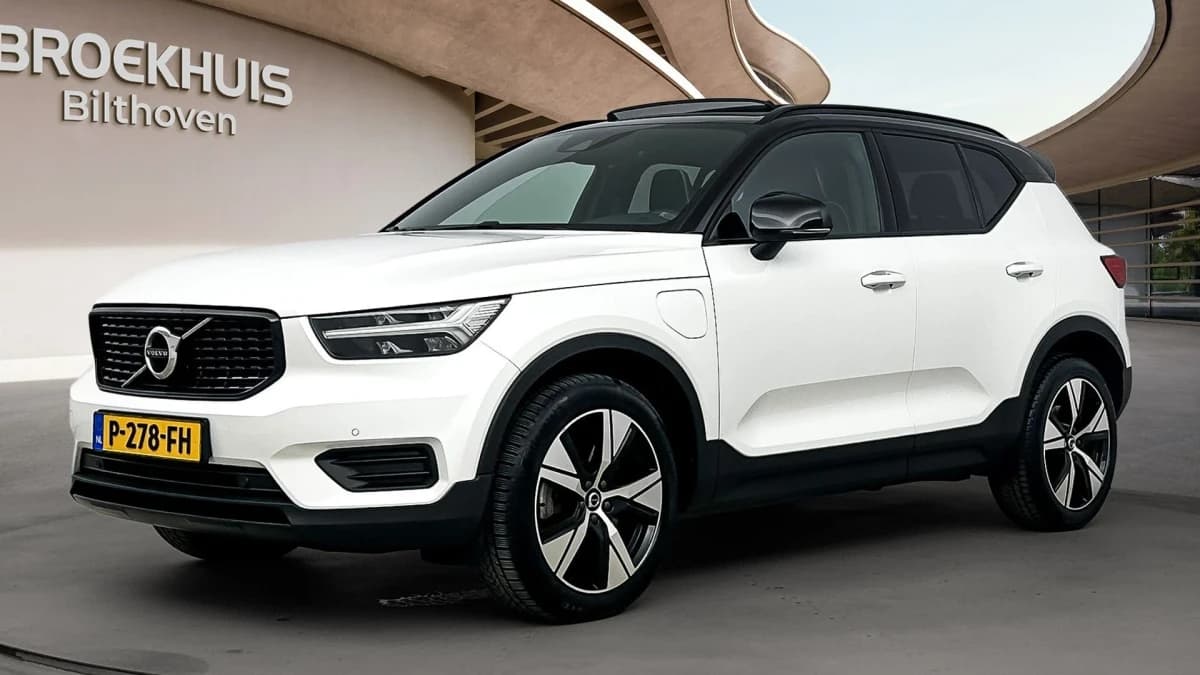Volvo XC40 — foto 1
