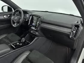 Volvo XC40 thumbnail 25