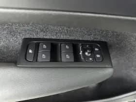 Volvo XC40 thumbnail 36