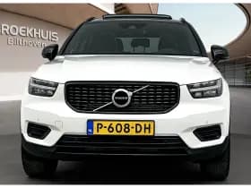 Volvo XC40 thumbnail 6