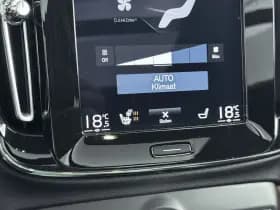Volvo XC40 thumbnail 10