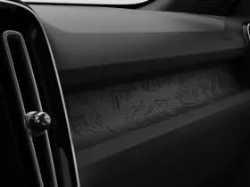 Volvo EX40 thumbnail 14