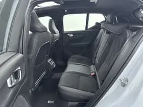 Volvo EX40 thumbnail 30