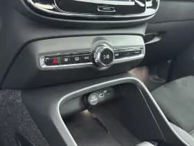 Volvo EX40 thumbnail 32