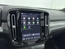 Volvo EX40 thumbnail 11