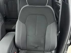 Volvo EX40 thumbnail 12