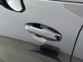 Volvo EX40 thumbnail 19