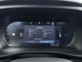 Volvo EX40 thumbnail 22