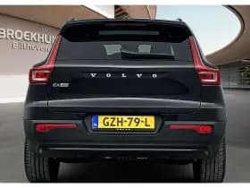 Volvo EX40 thumbnail 6