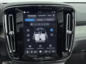 Volvo EX40 thumbnail 18