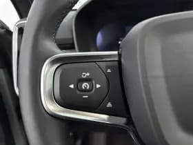 Volvo EX40 thumbnail 22
