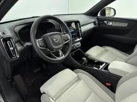 Volvo EX40 thumbnail 23