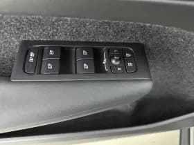 Volvo EX40 thumbnail 38