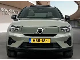 Volvo EX40 thumbnail 5