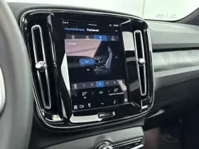 Volvo EX40 thumbnail 28