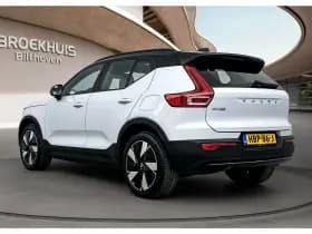 Volvo EX40 thumbnail 5