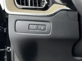 Volvo XC60 thumbnail 19