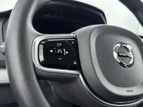 Volvo XC90 thumbnail 15