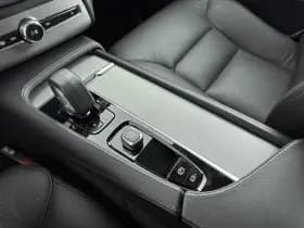 Volvo XC90 thumbnail 17