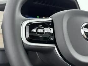 Volvo XC90 thumbnail 10
