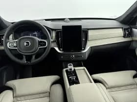 Volvo XC90 thumbnail 19